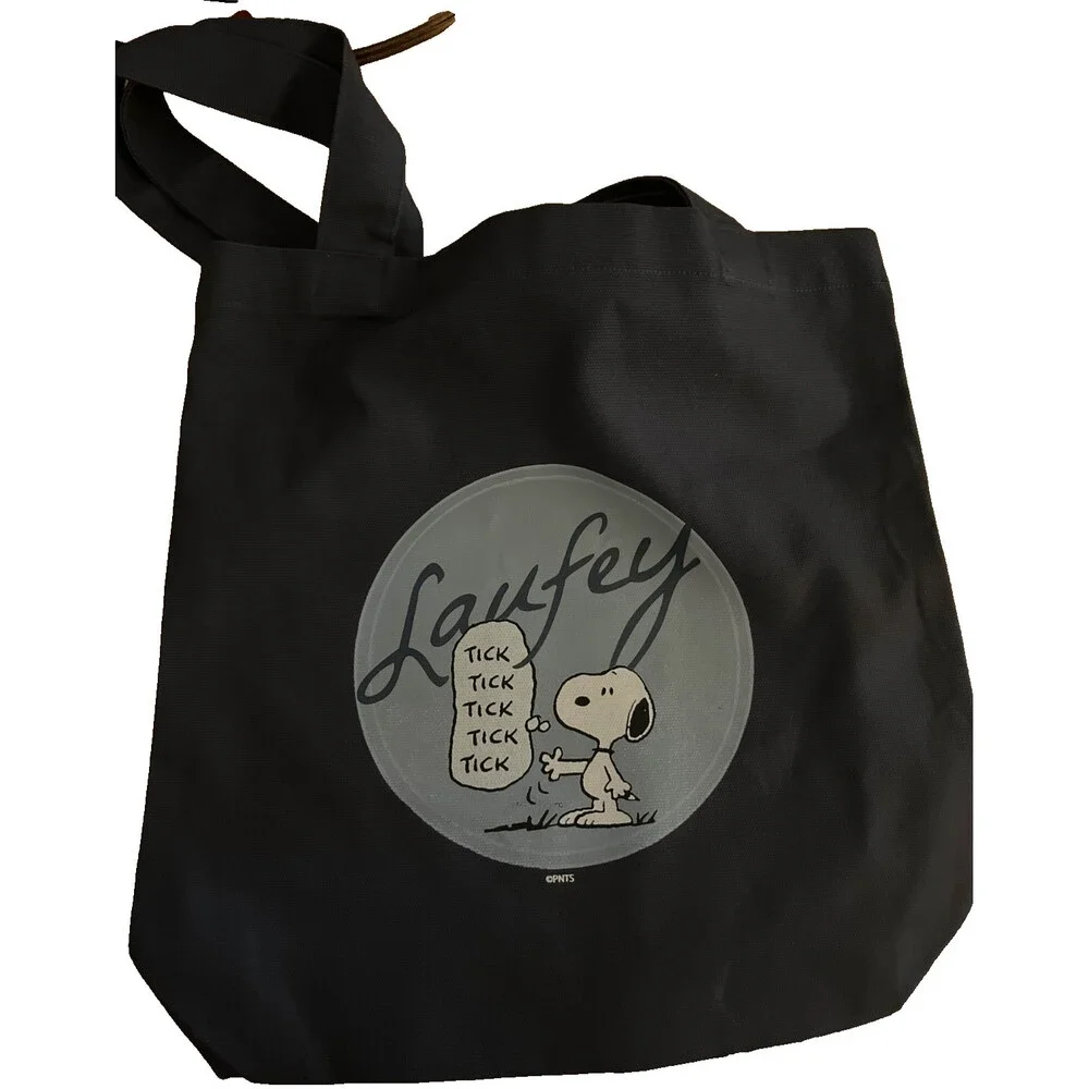 Laufey Tour exclusive Snoopy Peanuts Tick Tick Tick tote bag official authentic